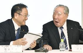 Toyota, Suzuki to start business tie-up talks