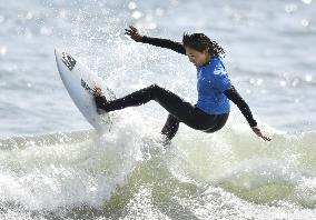 Surfing: Teen Kawai wins World Surf League qualifier