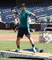 Baseball: Mariners' Ichiro