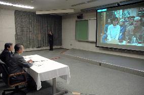 (2)Showa base and Tokyo hold video conference