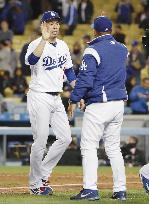 Maeda upbeat after 1st mound practice since going on DL