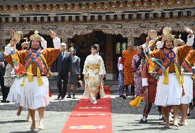 Princess Mako attends welcome ceremony in Bhutan, meets royal couple