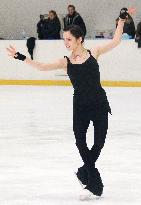 Figure skating: Medvedeva back for European c'ships