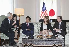 U.S. envoy meets abductees' kin