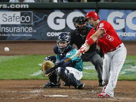 Baseball: Angels' Pujols