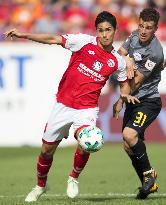 Football: Mainz's Muto, Leipzig's Demme