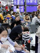 Narita airport chaos after Typhoon Faxai