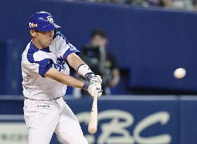 Dragons' Araki reaches 2,000 career hits