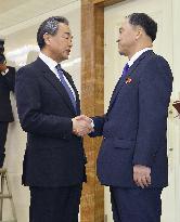 Chinese Foreign Minister Wang arrives in N. Korea