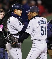 Matsuzaka suffers first MLB loss