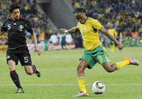 S. Africa, Mexico match ends in 1-1 draw