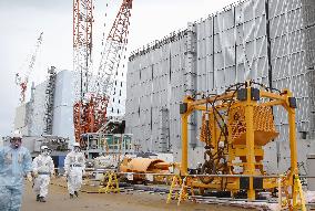 5 yrs since triple meltdowns at Fukushima Daiichi complex