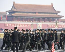 China says 2017 defense budget to expand around 7%