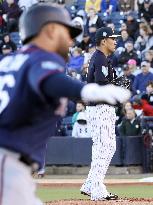 Baseball: Tanaka at Yankees spring training