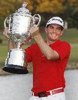 Bradley wins PGA C'ship