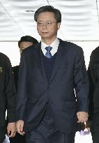 Ex-aide to ousted S. Korean president attends arrest warrant hearing