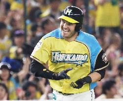 Laird ties NPB homer record