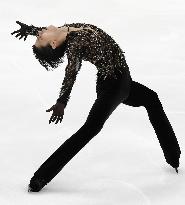 Figure skating: Hanyu at Rostelecom Cup