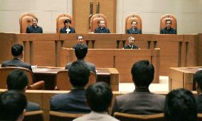 (1)Top court says gov't 1983 approval to build Monju reactor was