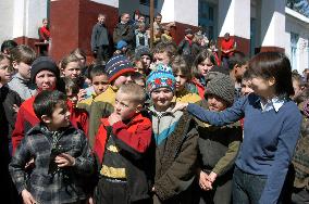 (2)Young girls fall victim to human traffic in Moldova