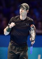 Murray defeats Wawrinka in ATP World Tour Finals