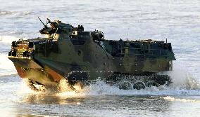 Japan's "Marines" may start off with only 7 amphibious vehicles