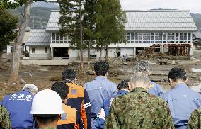 Japan PM Abe visits typhoon-affected area