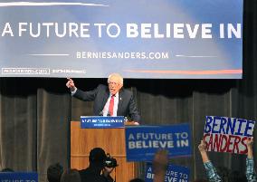 Sanders campaigns in Nevada ahead of caucuses