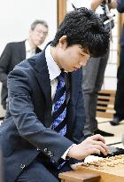 Japan's teen shogi sensation looks to tie win streak record