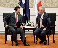 Japanese, Australian prime ministers meet in Manila