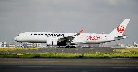 JAL takes delivery of Airbus A350