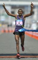 Ethiopia's Mekkonnen wins Tokyo Marathon