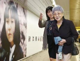 Kin visit Japanese abductee photo exhibition in Tokyo