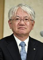 Kobe Steel CEO mulls stepping down after data fabrication scandal