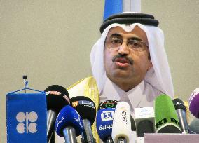 OPEC agrees on 1st oil output cut in 8 yrs