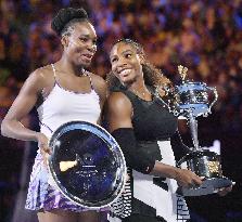 Serena Williams wins Australian Open title