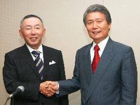 Toray, Uniqlo ink apparel business tie-up agreement