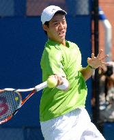 Japan's Nishikori advances to 3rd round in U.S. Open