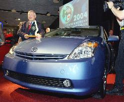 Toyota Prius selected as 2004 Car of the Year in N. America