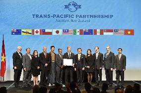 Pacific Rim free trade deal signed in N.Z. ceremony