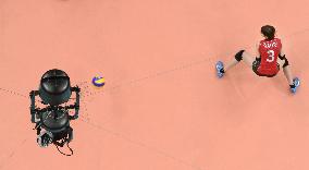 Olympic scenes: Encountering UFO?