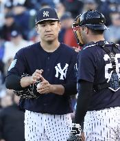 Baseball: Tanaka at Yankees spring training