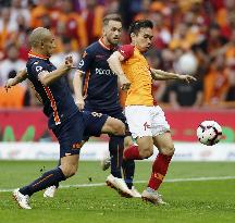 Football: Galatasaray wins Turkish league title