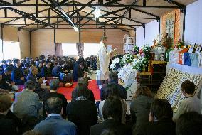 Mourning for disaster victims