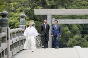 G-7 leaders gather for Ise-Shima summit