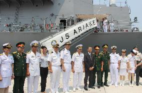 Japan defense vessels make port call in Vietnam