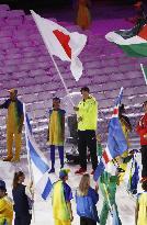 Olympics: Decathlete Ushiro carries Japanese flag at closing ceremony