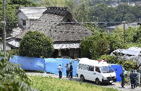 3 die in Kobe, man arrested for possessing knife