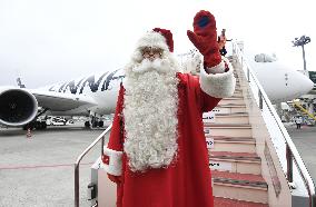 Santa Claus from Finland arrives in Japan