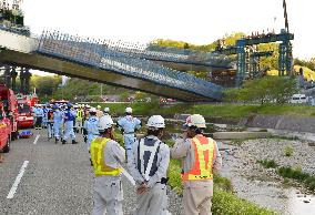 2 killed as bridge beam falls at construction site in western Japan